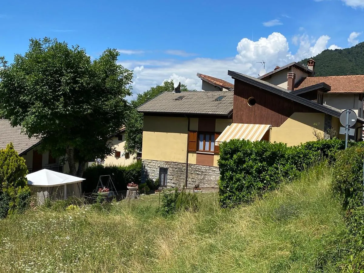 Mansarda Villa Simonetta Esino Lario Italy